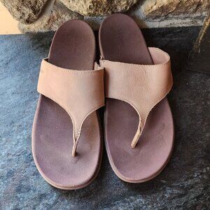 L.L. Bean Tan Suede Flip Flop Thong Sandals Size 10